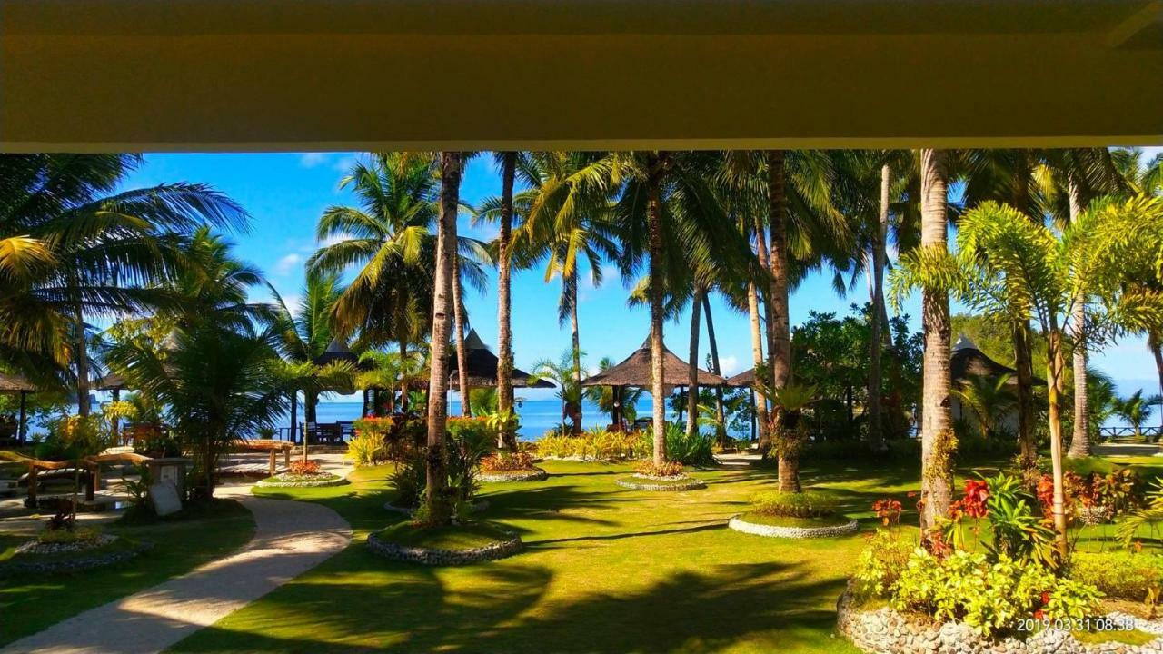 Caluwayan Palm Island Resort & Restaurant Exterior foto