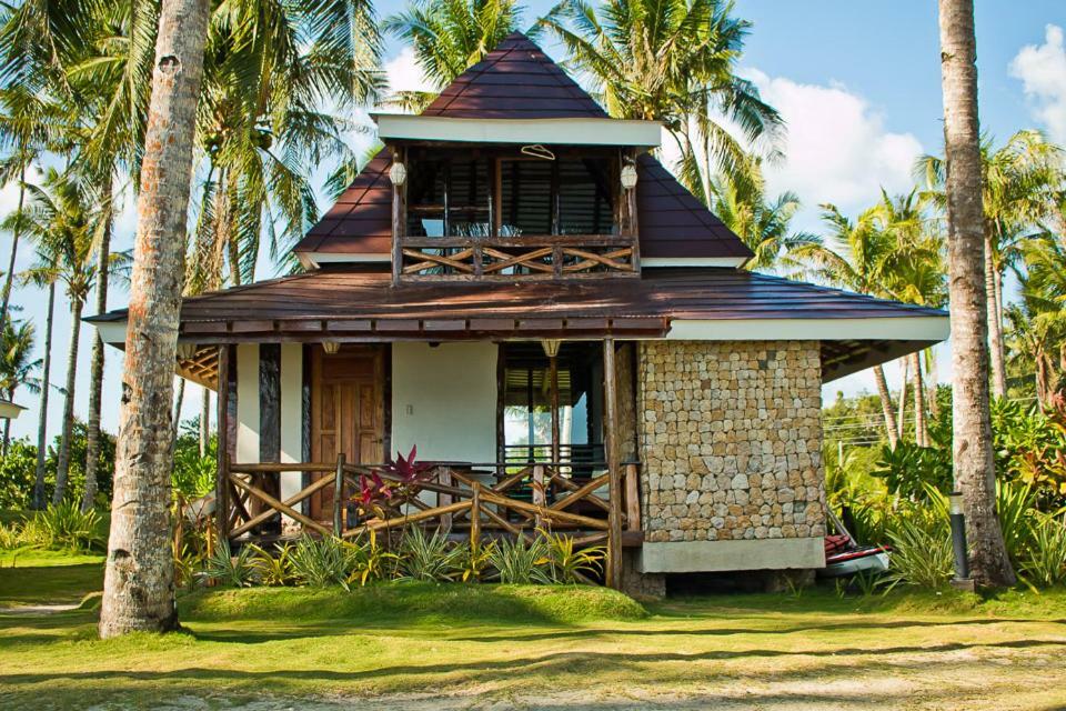 Caluwayan Palm Island Resort & Restaurant Exterior foto